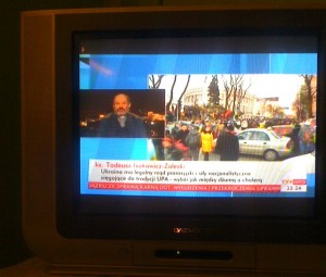 Ks Tadeusz Isakowicz-Zaleski o sytuacji w Kijowie w programie Panorama Dnia TVP Info